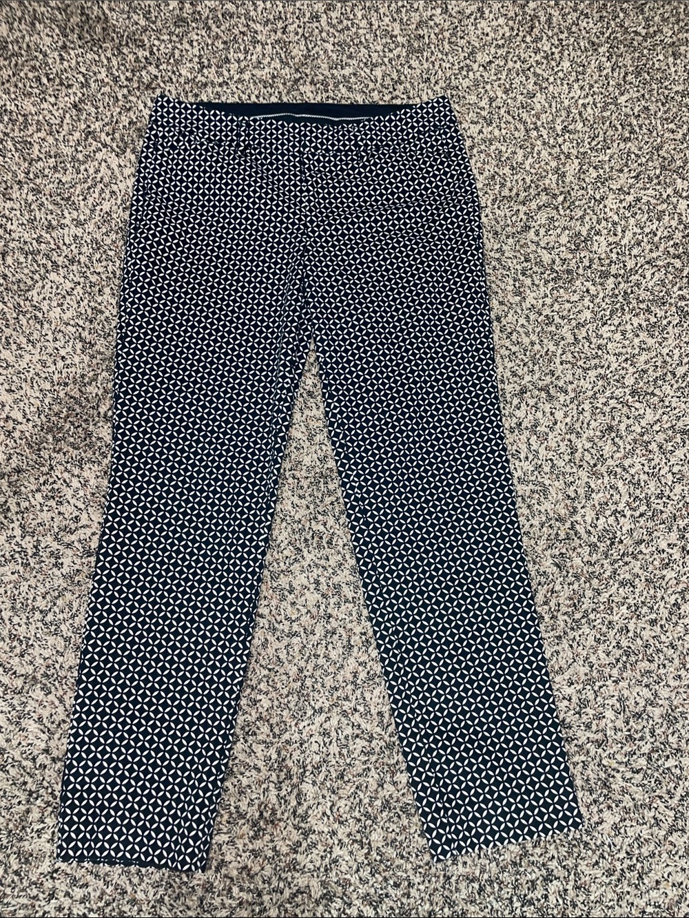 Woman’s Geometric Design Straight Ankle Trousers Size 6 A.N.A. Black White| NWOT